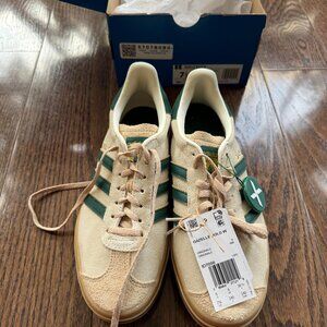 Women Adidas Gazelle Cream White/Collegiate Green/Magic Beige